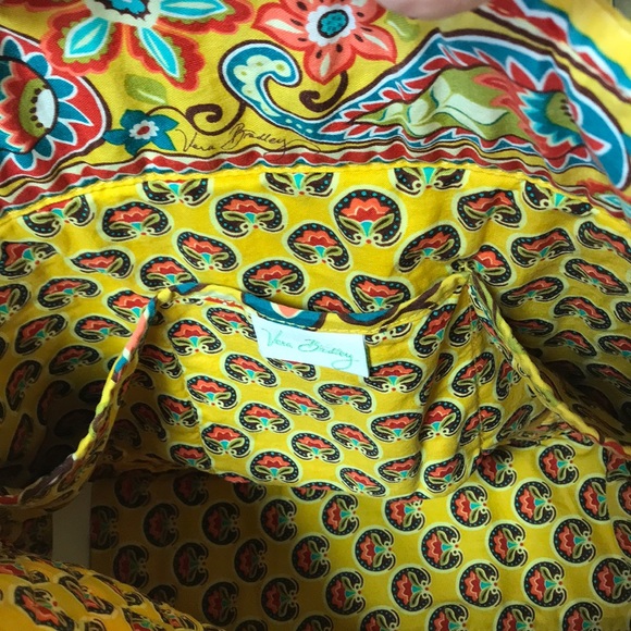 VERA BRADLEY. Tote bag. Yellow/multi-color. - Picture 7 of 10